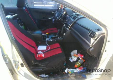 2014 Toyota Camry Se z USA, uszkodzony, nr VIN 4T1BF1FK3EU365841